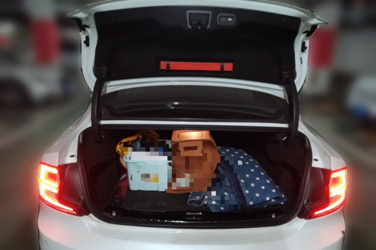 Used Volvo S90 2017 T4 Zhiyuan Edition Trunk