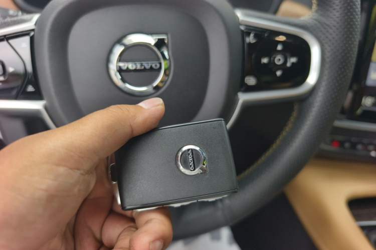 Used Volvo S90 2017 T4 Zhiyuan Edition Vehicle Key