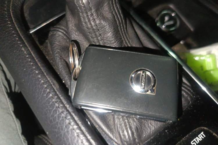 Used Volvo S90 2017 T4 Zhiyi Edition Vehicle Key
