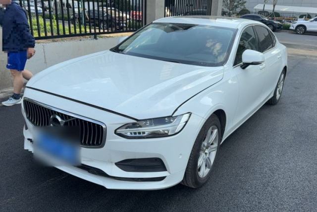 Used Volvo S90 2017 T4 Zhiyi Edition
