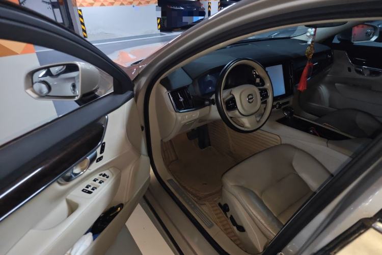 Used Volvo S90 2017 T4 Zhiyuan Edition Driver Seat