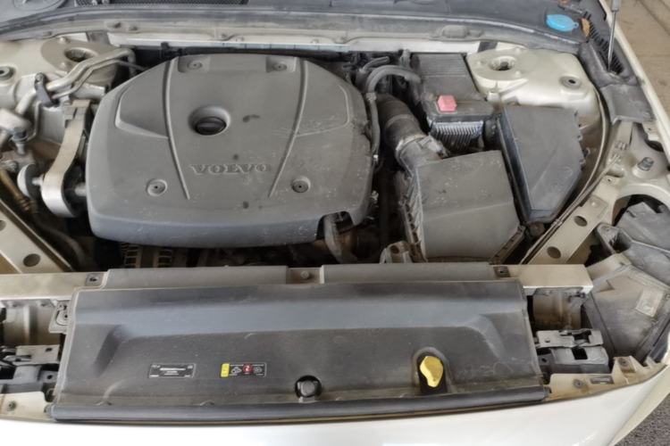 Used Volvo S90 2017 T5 Zhiyuan Edition Engine Bay