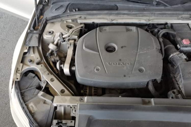 Used Volvo S90 2017 T5 Zhiyuan Edition Engine Bay Right