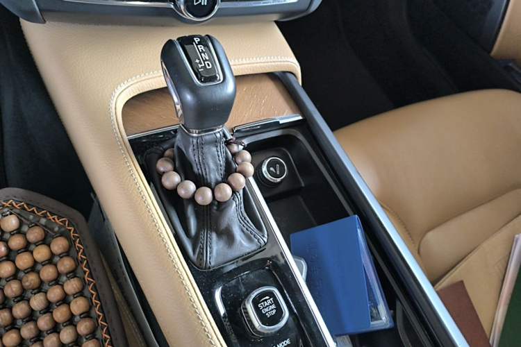 Used Volvo S90 2017 T5 Smart Luxury Edition Gear Lever