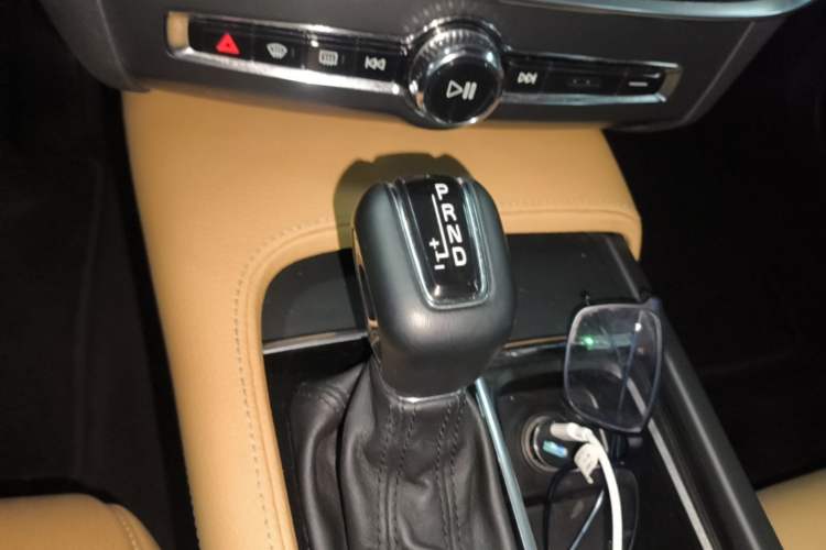 Used Volvo S90 2017 T4 Zhiyi Edition Gear Lever