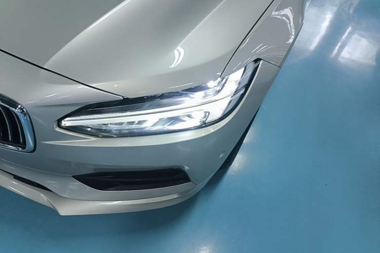 Used Volvo S90 2017 T4 Zhiyi Edition Left Front Headlight