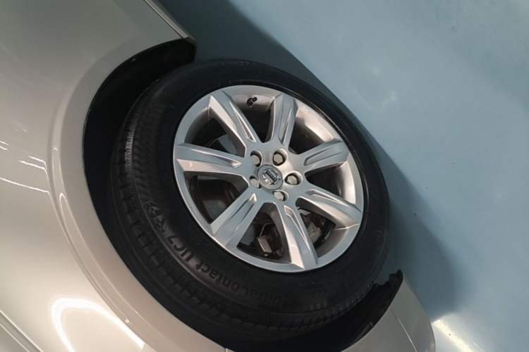 Used Volvo S90 2017 T4 Zhiyi Edition Left Front Wheel Hub
