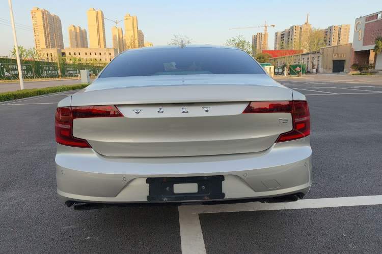Used Volvo S90 2017 T5 Zhiyuan Edition Rear