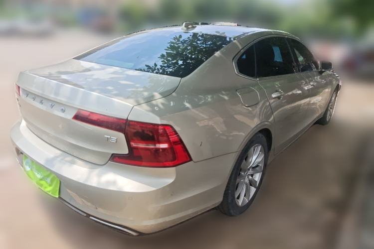 Used Volvo S90 2017 T5 Zhiyuan Edition Rear Right 45 Deg