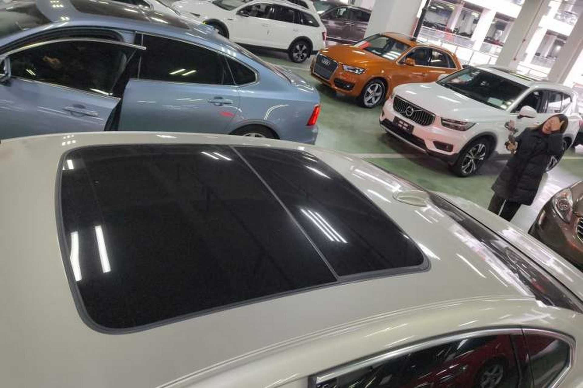 Used Volvo S90 2017 T4 Zhiyuan Edition Roof