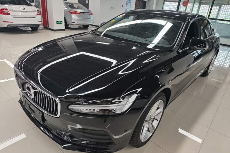 Used Volvo S90 2018 T4 Zhiyuan Edition Guazi used car, China used car export, Used car for sale, Used  cars, Cheapest cars for sale