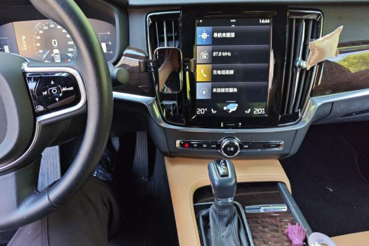 Used Volvo S90 2018 T4 Zhiyuan Edition Audio And AC Panel