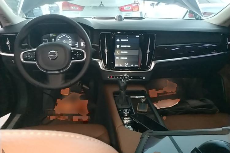 Used Volvo S90 2018 T4 Zhiyuan Edition Center Console