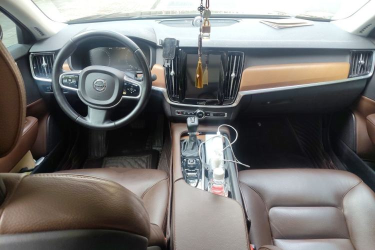 Used Volvo S90 2018 T5 Zhiya Edition Center Console