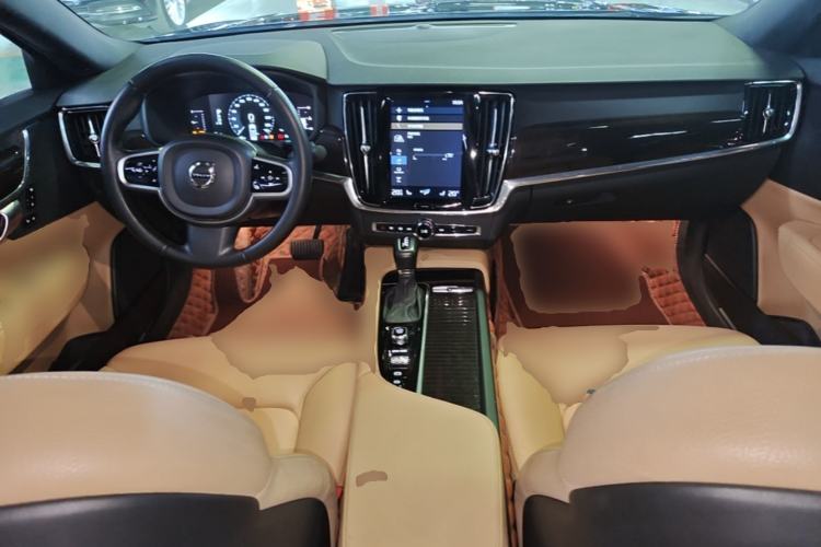 Used Volvo S90 2018 T4 Zhiyuan Edition Center Console