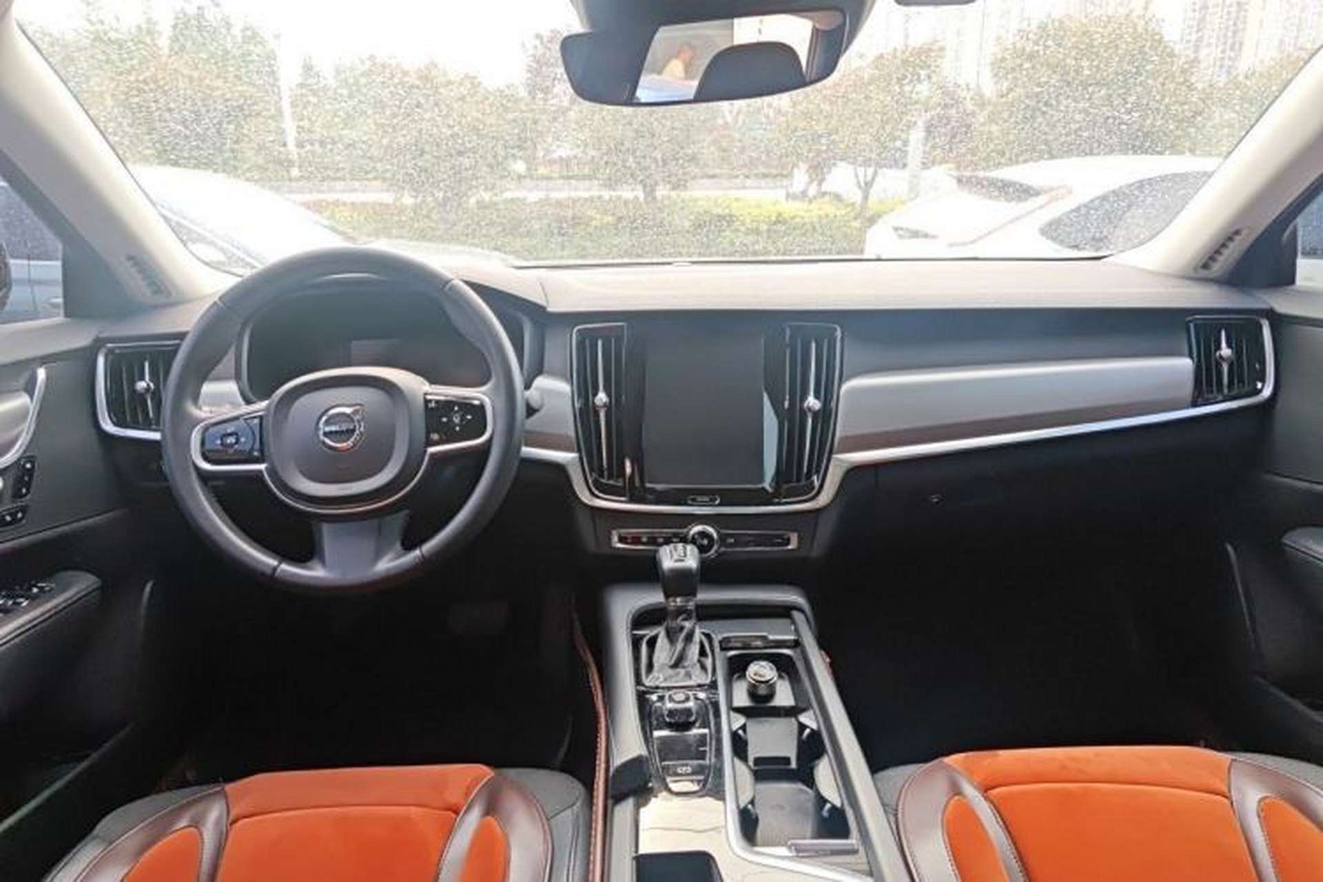 Used Volvo S90 2018 T4 Zhiyi Edition Center Console