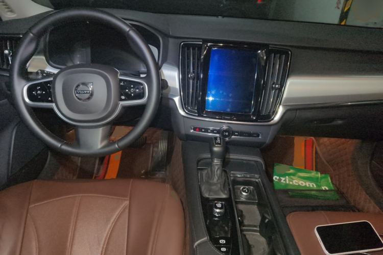 Used Volvo S90 2018 T4 Zhiyi Edition Center Console