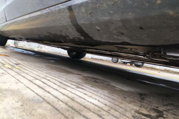 Used Volvo S90 2018 T5 Zhiyuan Edition Chassis Front Right