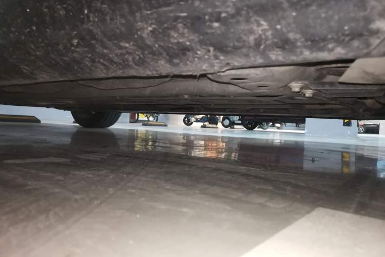 Used Volvo S90 2018 T4 Zhiyuan Edition Chassis Front Right