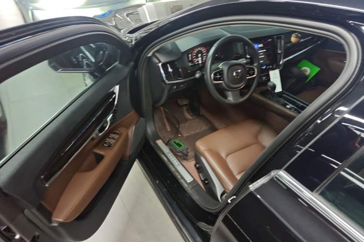 Used Volvo S90 2018 T4 Zhiyuan Edition Driver Seat
