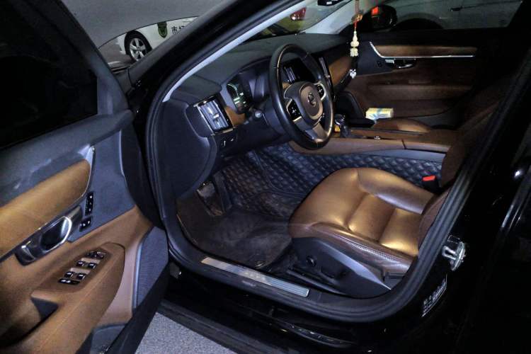 Used Volvo S90 2018 T5 Zhiyuan Edition Driver Seat