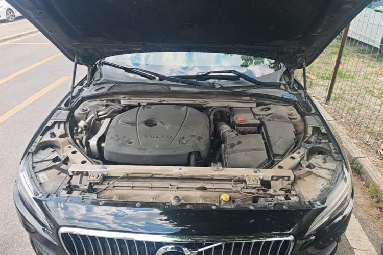 Used Volvo S90 2018 T4 Zhiyuan Edition Engine Bay