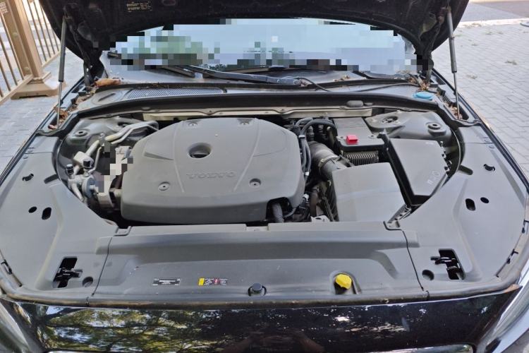 Used Volvo S90 2018 T4 Zhiyuan Edition Engine Bay