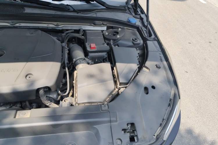 Used Volvo S90 2018 T4 Zhiyi Edition Engine Bay Left