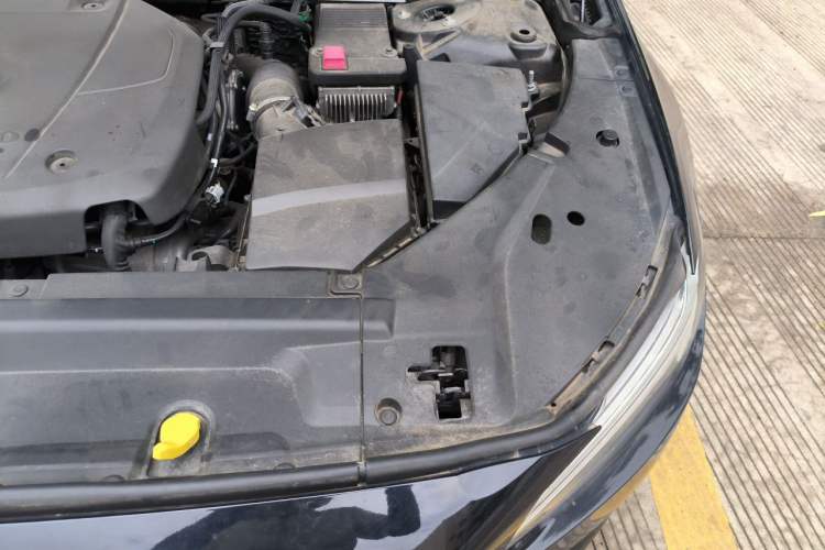 Used Volvo S90 2018 T5 Zhiyuan Edition Engine Bay Left