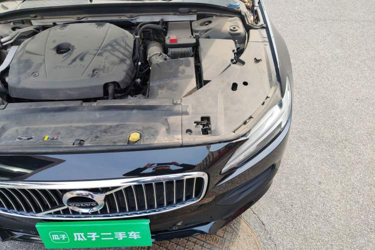 Used Volvo S90 2018 T4 Zhiyuan Edition Engine Bay Left