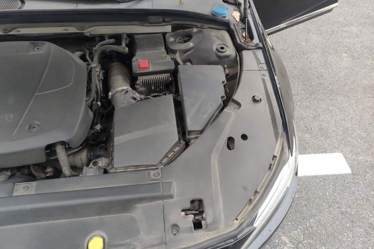 Used Volvo S90 2018 T5 Zhiya Edition Engine Bay Left