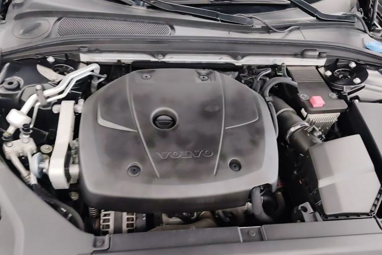 Used Volvo S90 2018 T4 Zhiyuan Edition Engine Bay