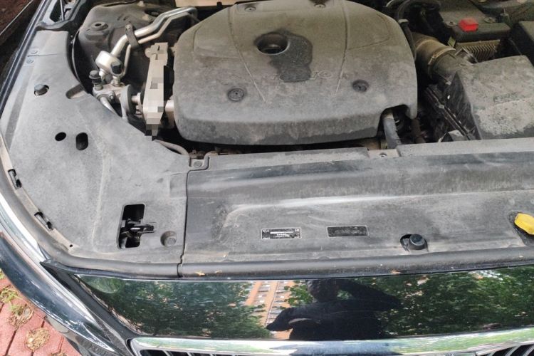 Used Volvo S90 2018 T5 Zhiyuan Edition Engine Bay Right