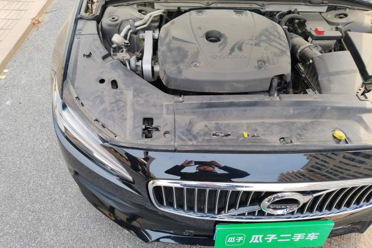 Used Volvo S90 2018 T4 Zhiyuan Edition Engine Bay Right