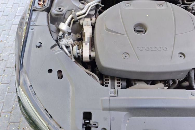 Used Volvo S90 2018 T4 Zhiyuan Edition Engine Bay Right