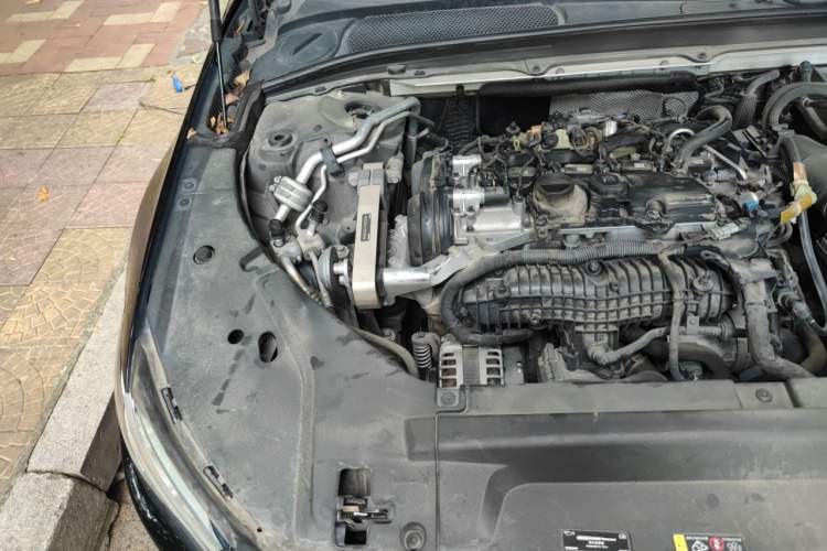 Used Volvo S90 2018 T4 Zhiyuan Edition Engine Bay Right