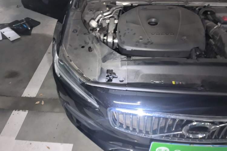 Used Volvo S90 2018 T4 Zhiyuan Edition Engine Bay Right