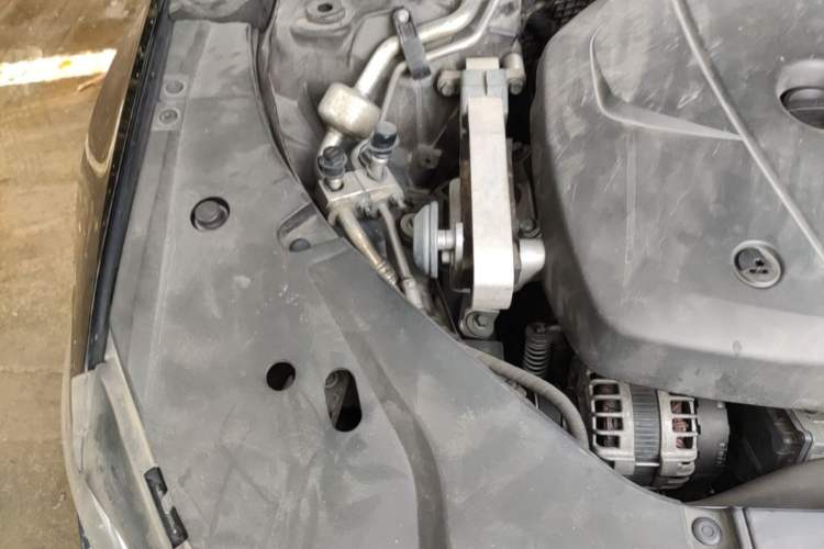 Used Volvo S90 2018 T5 Zhiya Edition Engine Bay Right