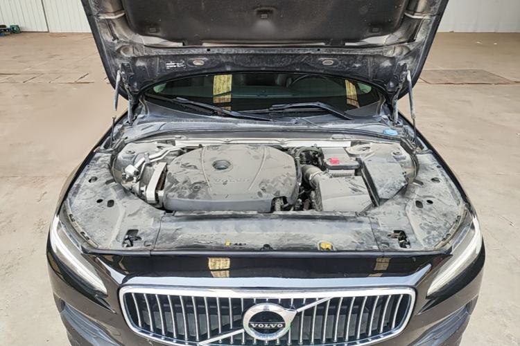 Used Volvo S90 2018 T4 Zhiyuan Edition Engine Bay