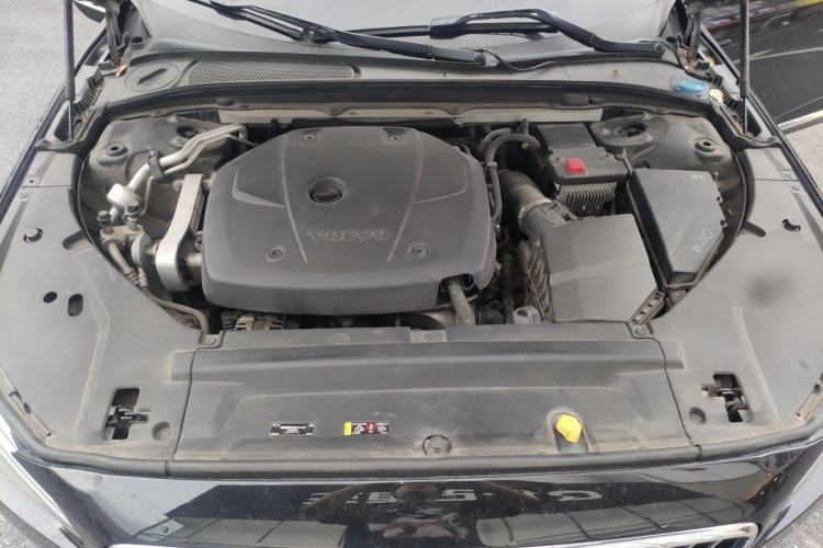Used Volvo S90 2018 T5 Zhiya Edition Engine Bay
