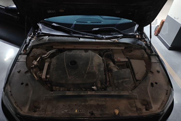 Used Volvo S90 2018 T4 Zhiyi Edition Engine Bay