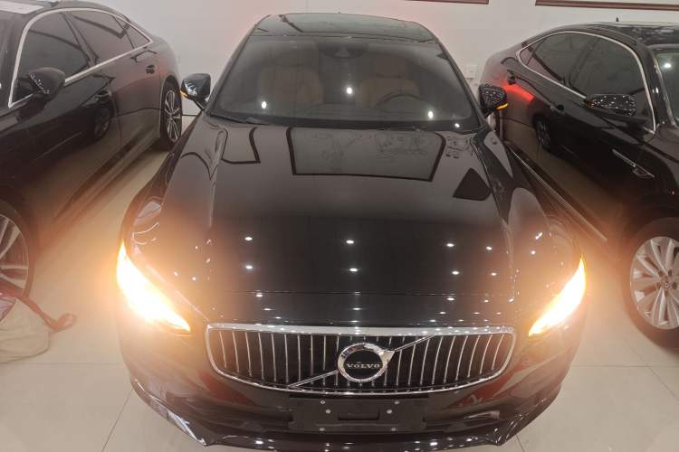 Used Volvo S90 2018 T4 Zhiyuan Edition Exterior 1