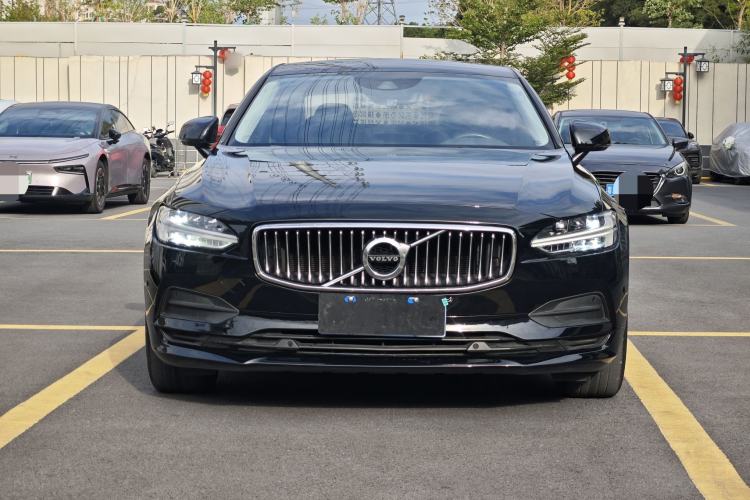 Used Volvo S90 2018 T4 Zhiyi Edition Exterior 3