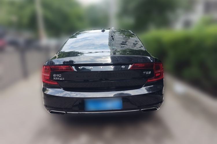 Used Volvo S90 2018 T5 Prestige Edition Exterior 4