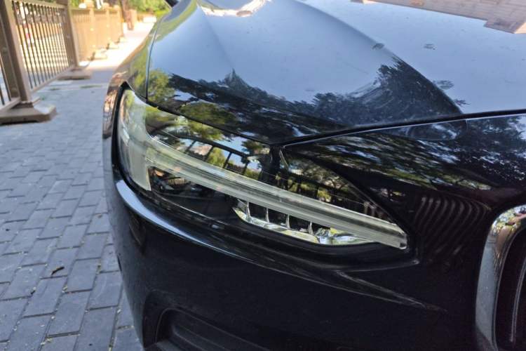Used Volvo S90 2018 T4 Zhiyuan Edition Exterior 6