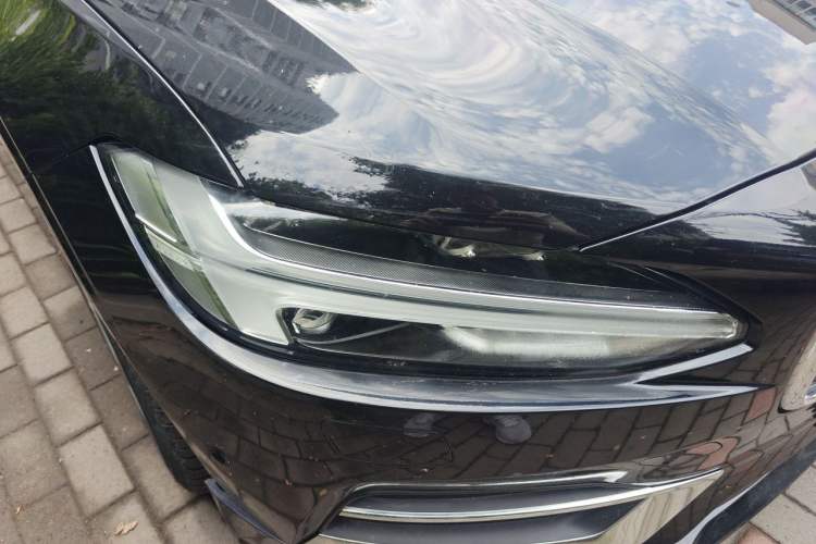 Used Volvo S90 2018 T5 Prestige Edition Exterior 6