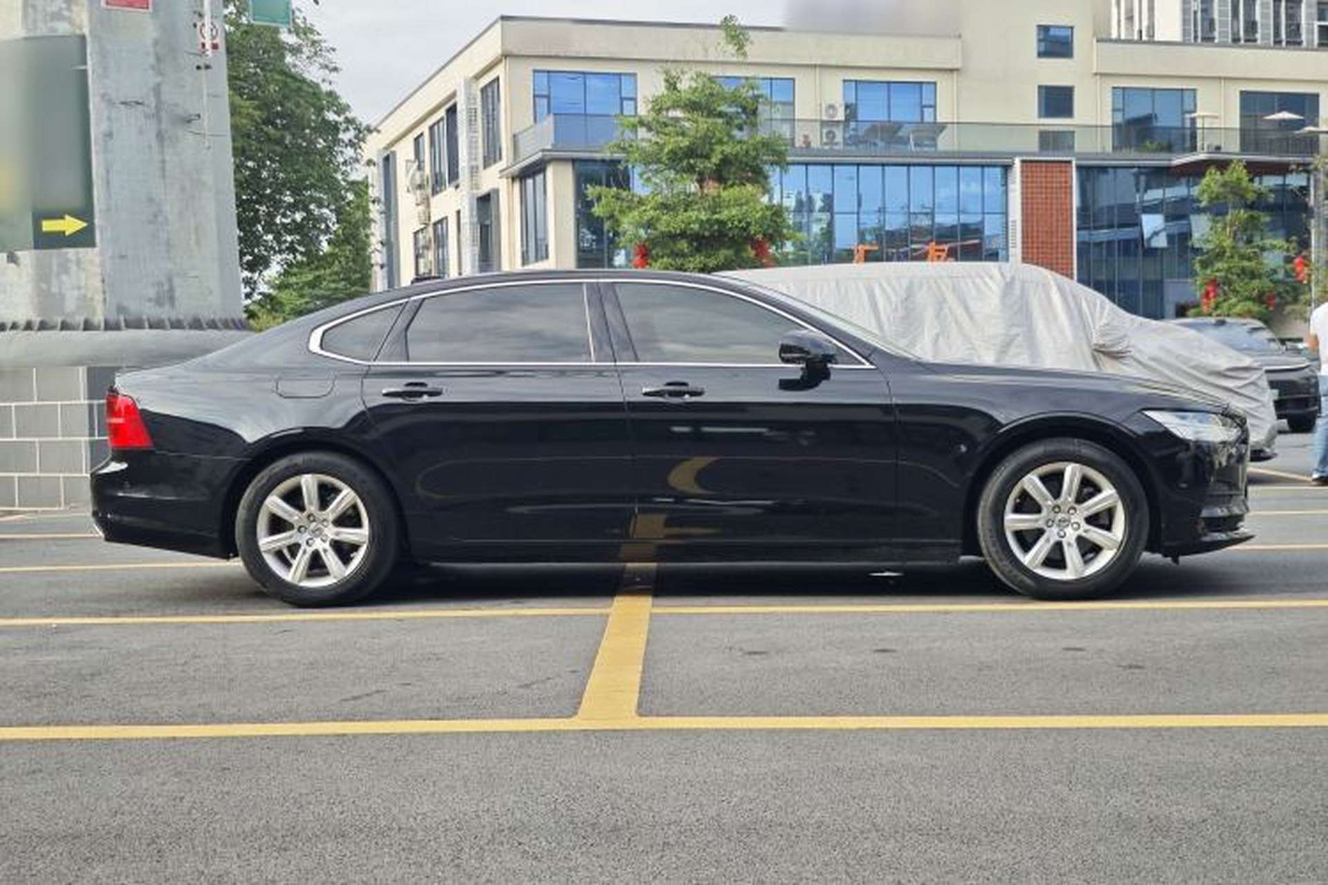 Used Volvo S90 2018 T4 Zhiyi Edition Exterior 8