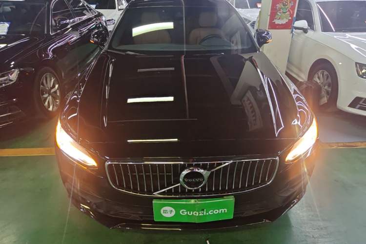 Used Volvo S90 2018 T4 Zhiyuan Edition Front