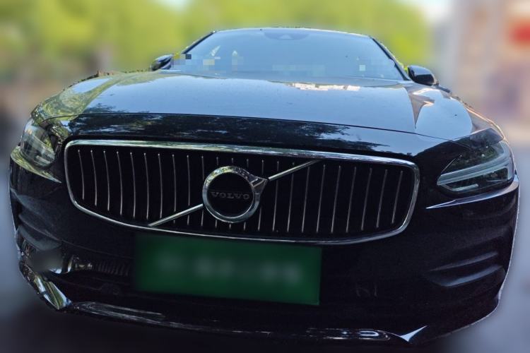 Used Volvo S90 2018 T4 Zhiyuan Edition Front