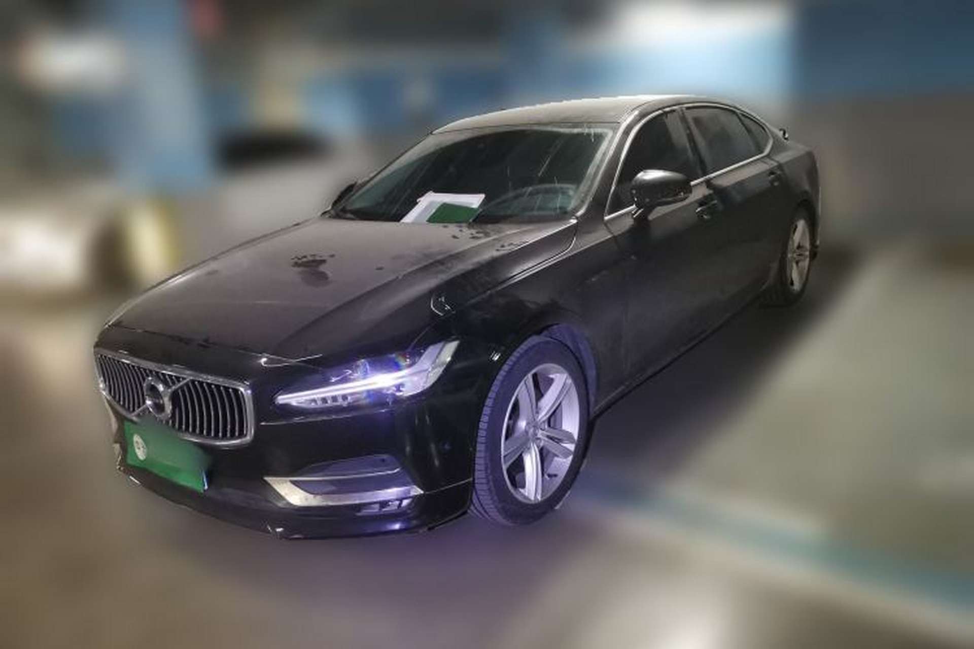 Used Volvo S90 2018 T4 Zhiyuan Edition Front Left 45 Deg